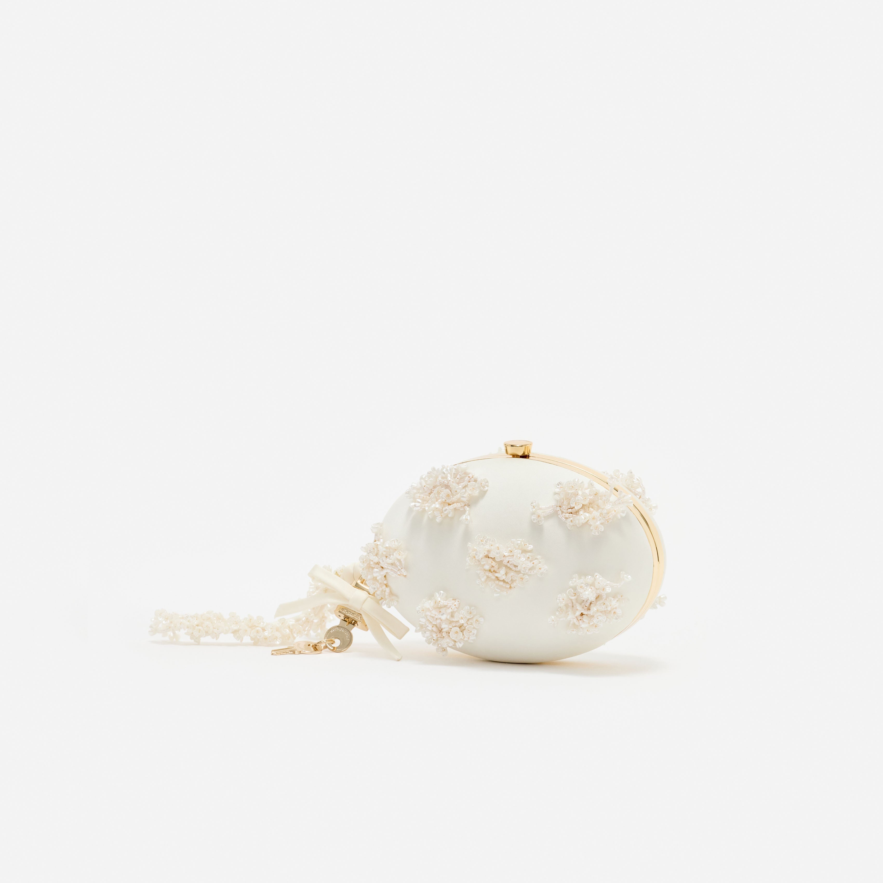 Cream Satin Floral Beaded Oval Clutch