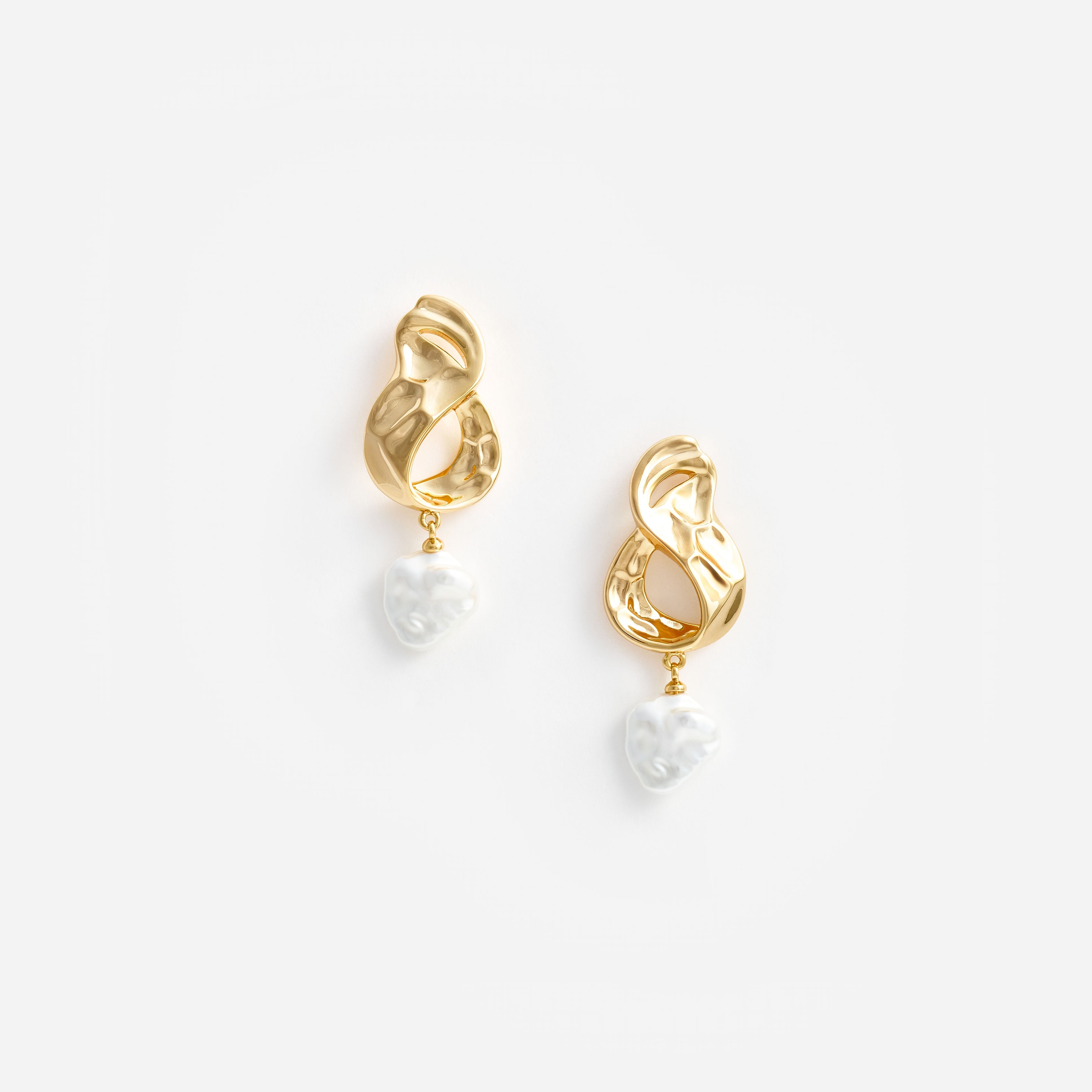 Gold Link Pearl Drop Earrings