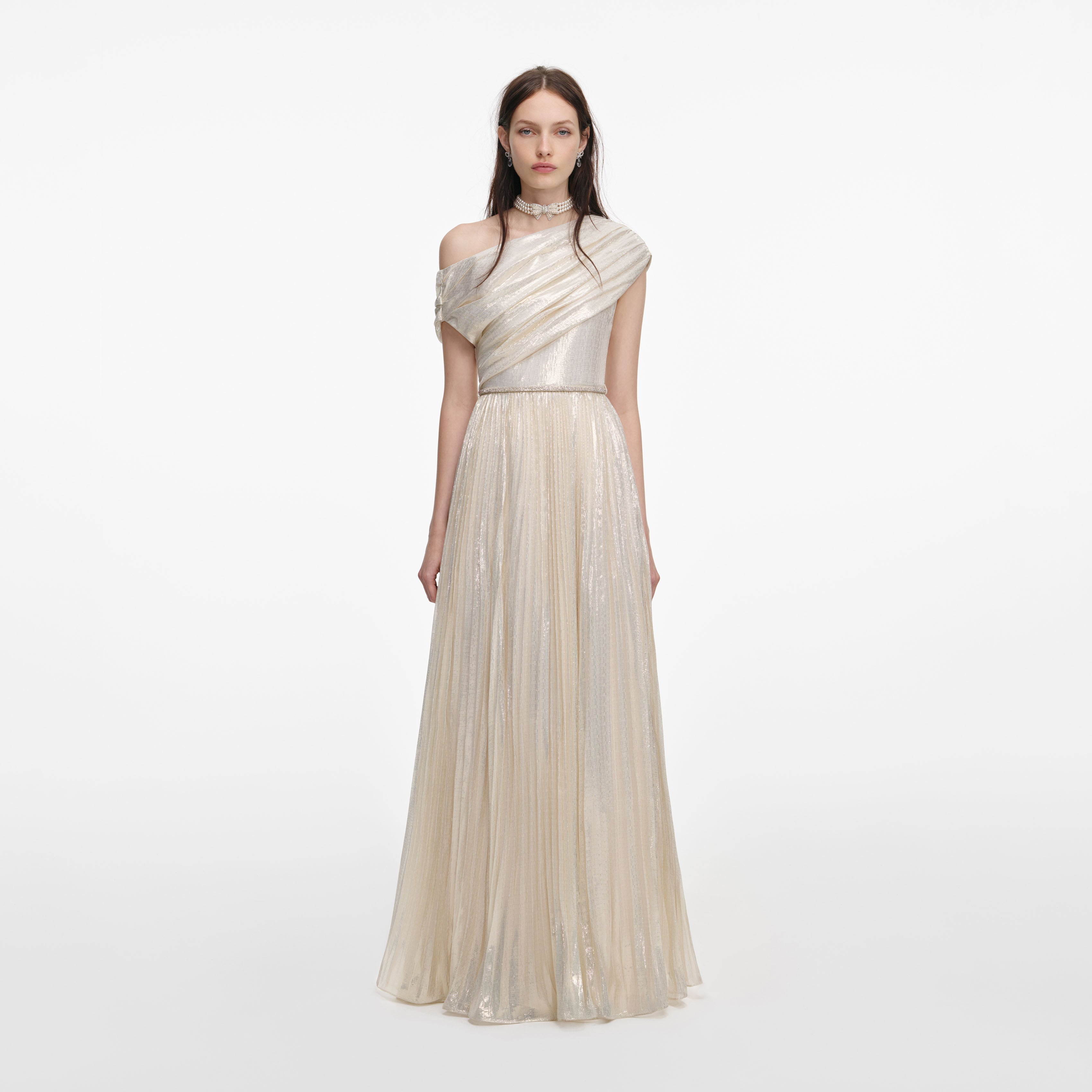black and gold chiffon maxi dress self portrait Champagne Metallic Chiffon Maxi Dress – self-portrait-EU