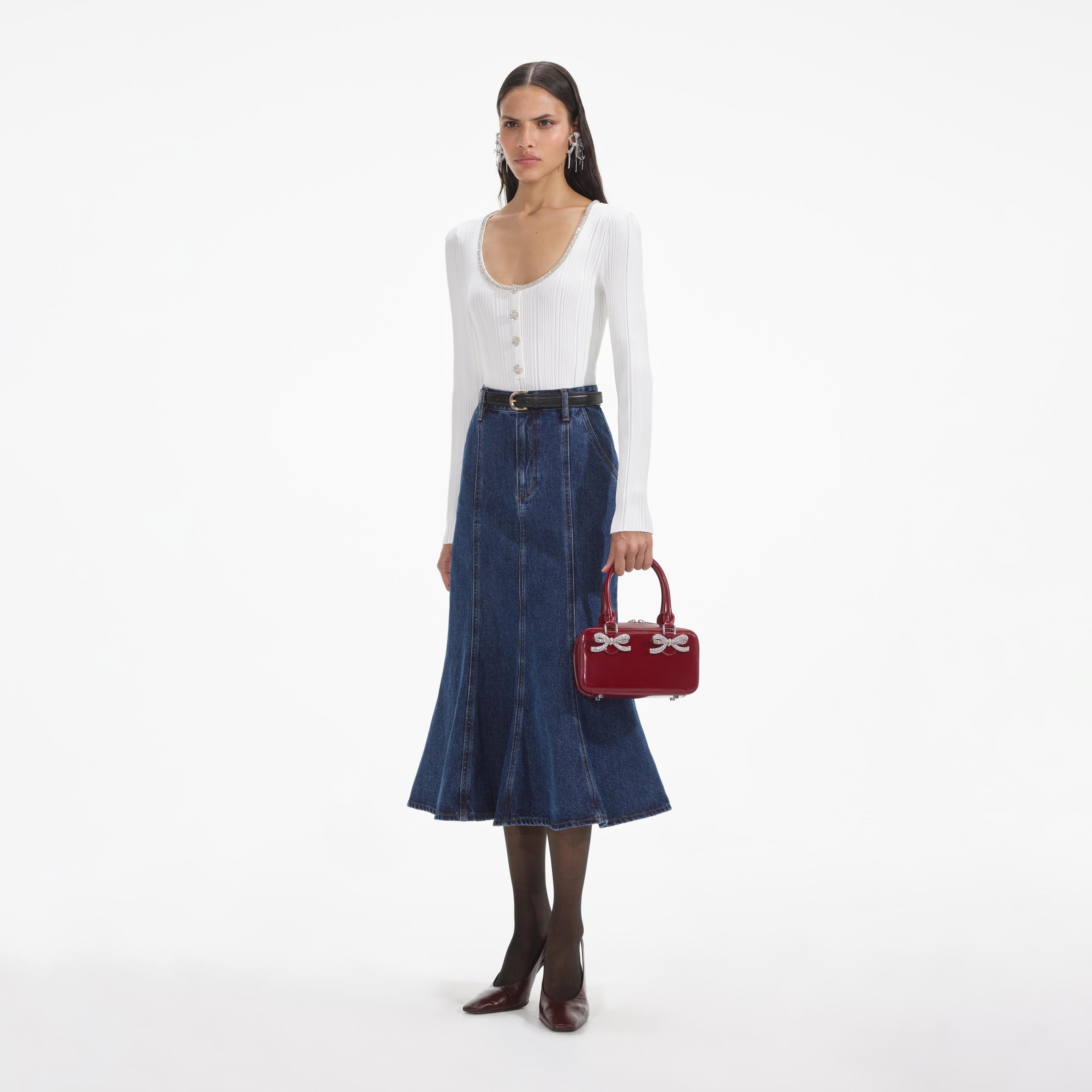 AW24-180TA-W_2.jpg?v=  