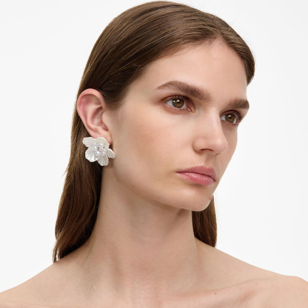 Pearl Flower Earring