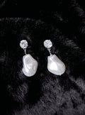 Mottled Pearl Earrings