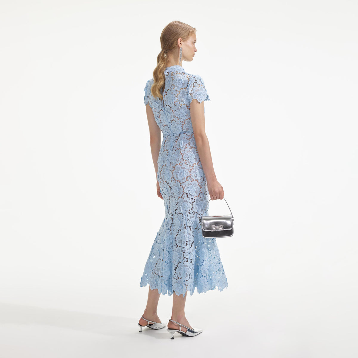 self portrait floral lace midi dress Blue Flower – self-portrait-EU 🥒Creamed Cucumber Salad🥒 Prefect SD-12.16.25 Material:Acacia Wood and Metal