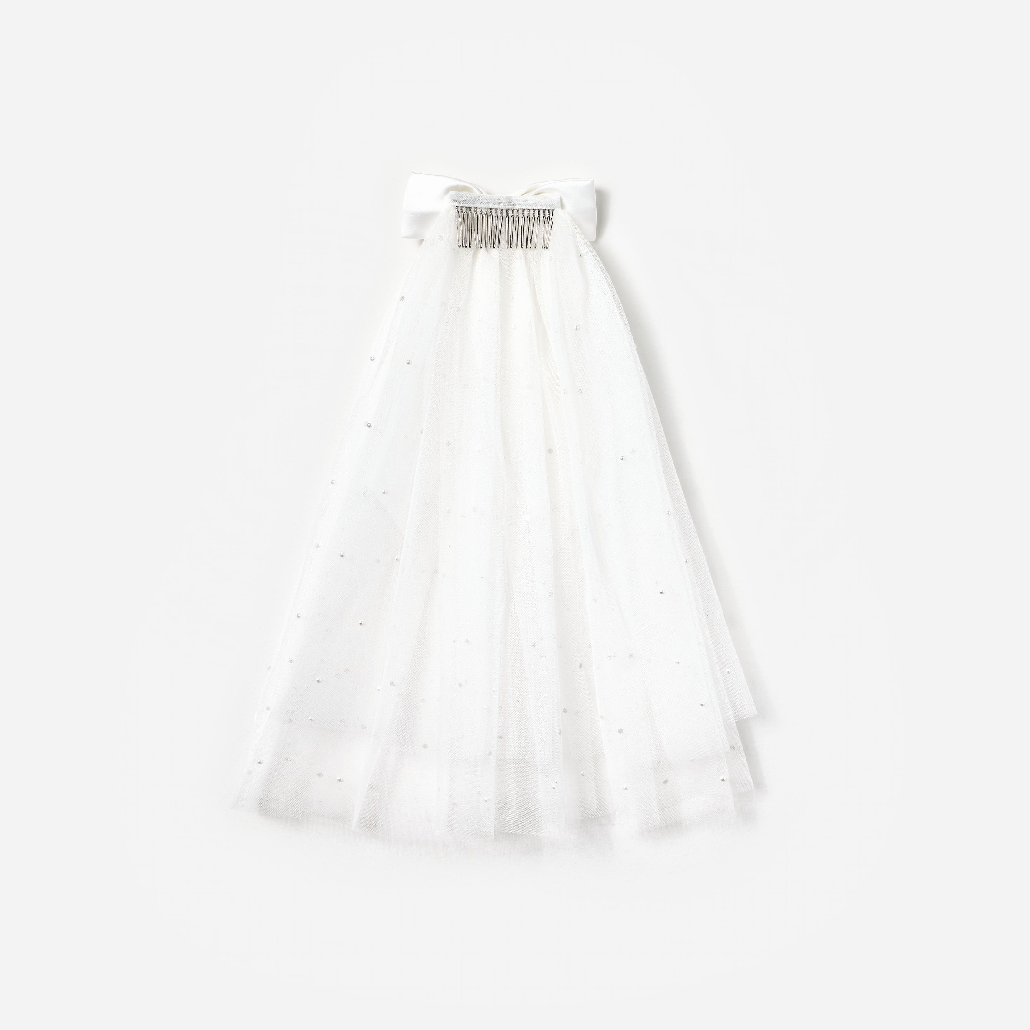 Satin Bow Embellished Veil