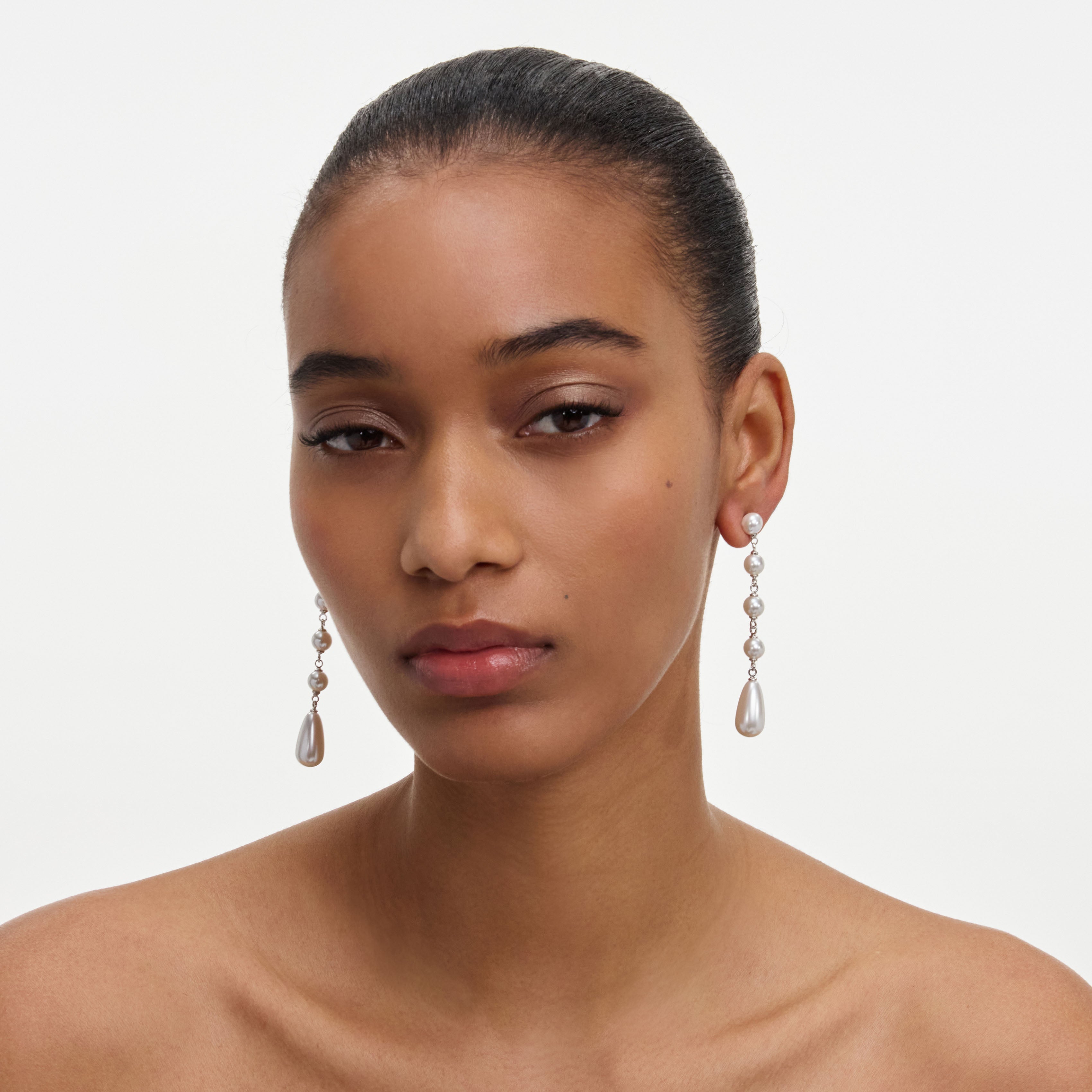 Pearl Droplet Earrings