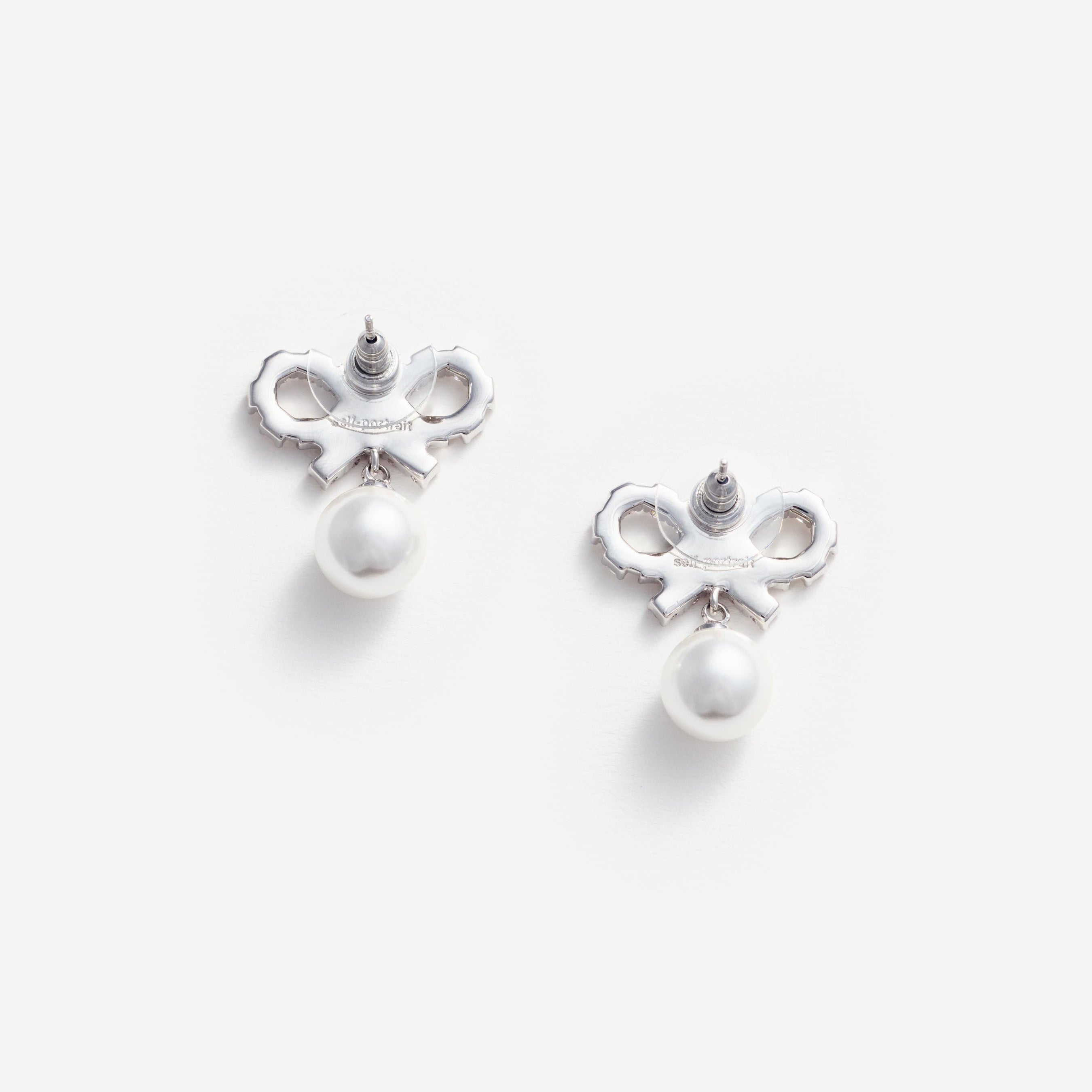 Micro Bow Pearl Earrings