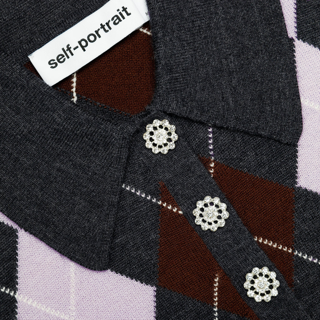 A close up of the fabric for the Grey Argyle Lightweight Jumper